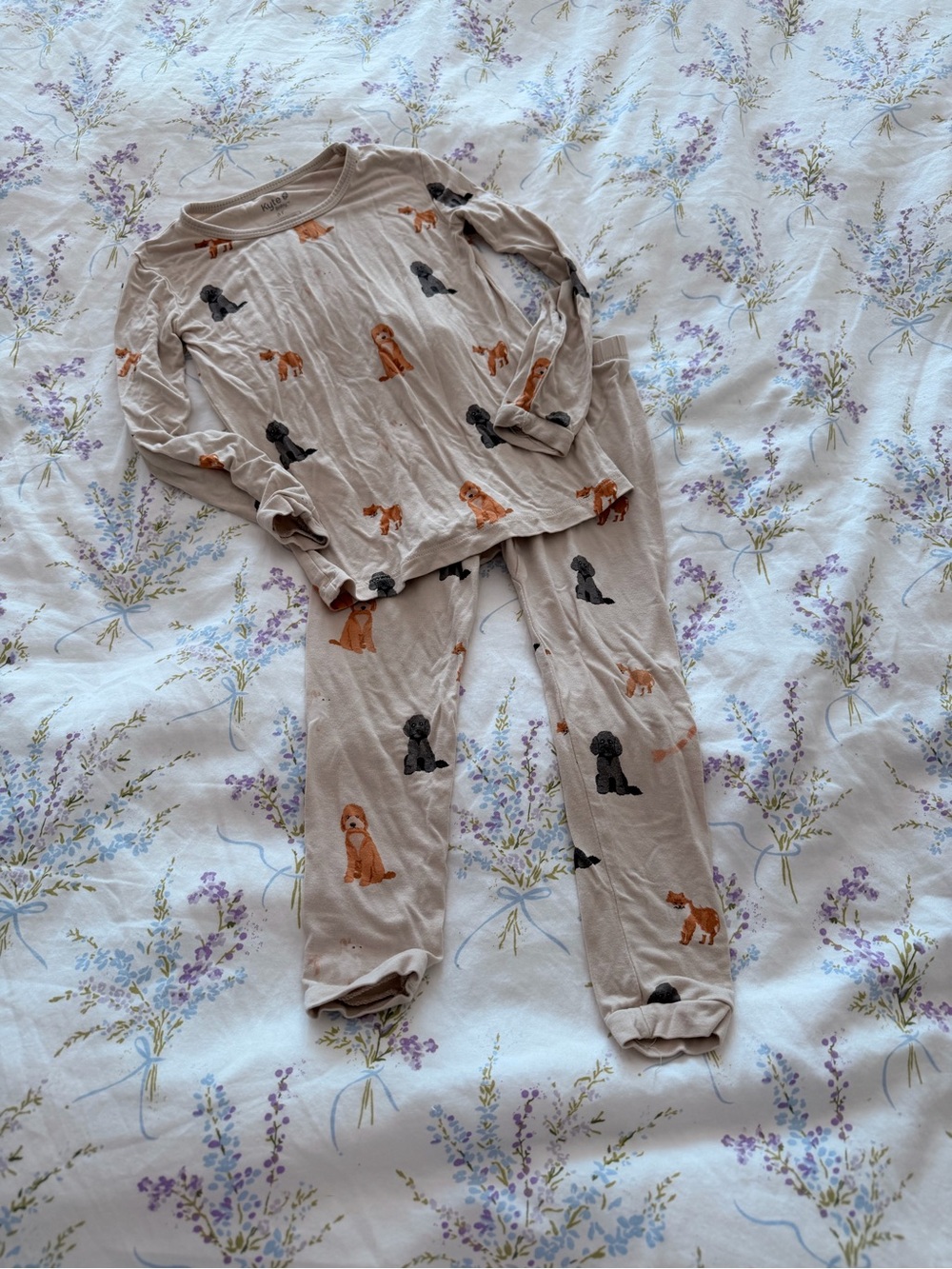 Kyte BABY Beige Kids Pajama Set with Brown and Black Puppy Prints